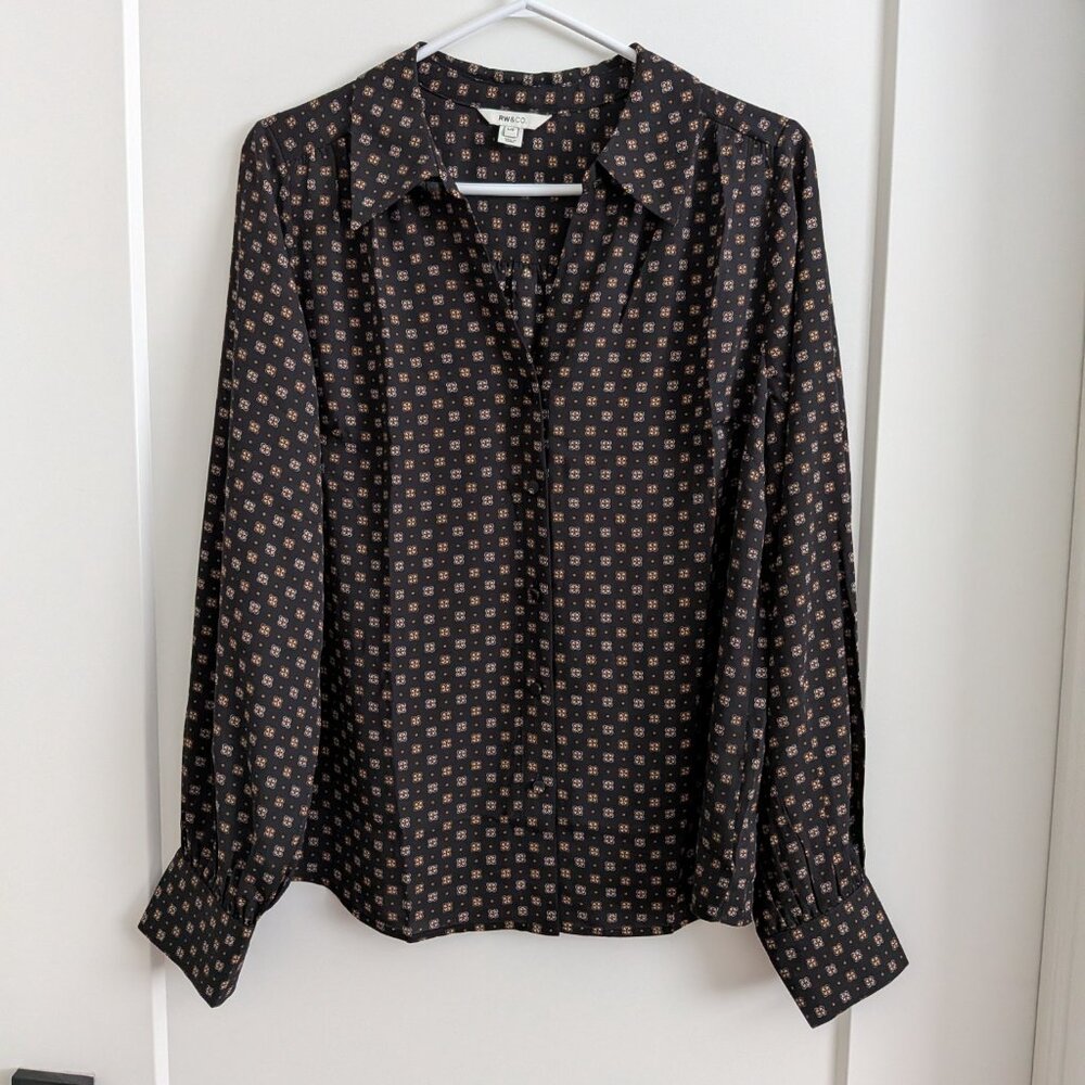 RW&CO. Black Blouse with Tan Geometric Print